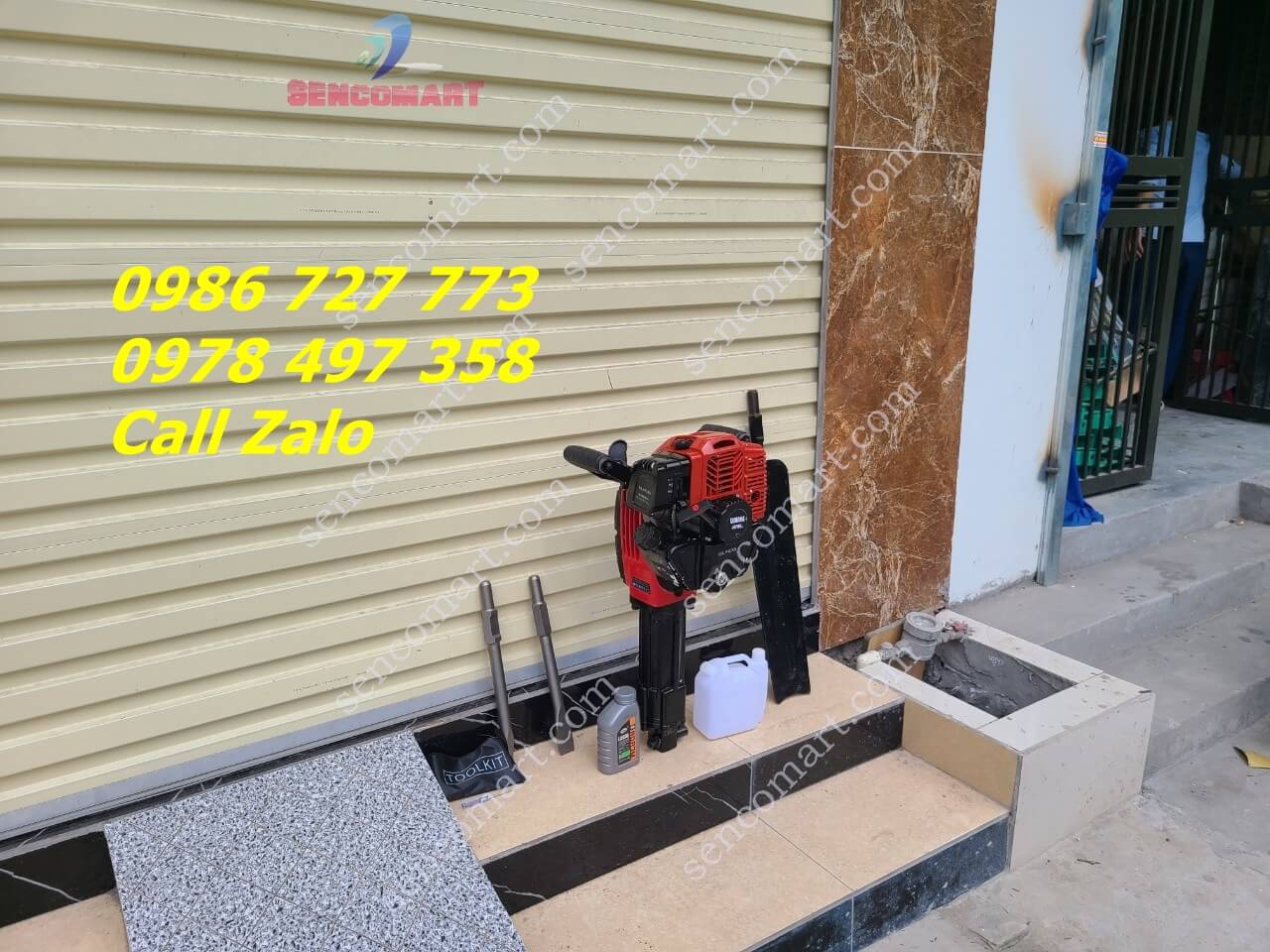 Máy bứng cây Yamaha 4 thì tặng kèm 02 mũi đục, 1 xẻng