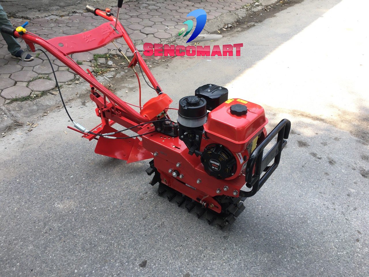 Máy cày bánh xích chạy xăng 4 thì YAMAHA JAPAN 7HP