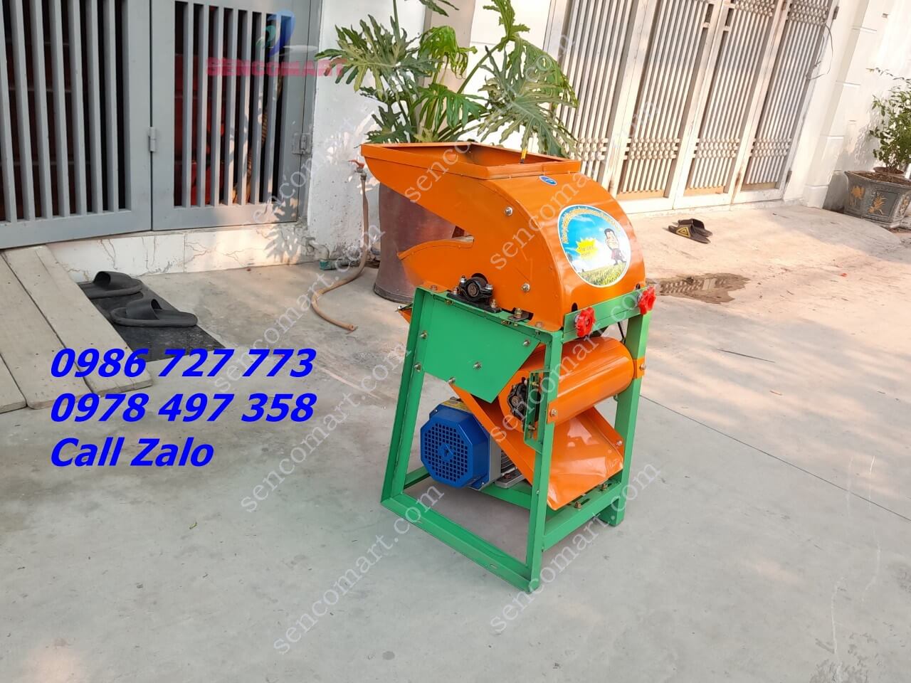 Máy bóc vỏ tách hạt ngô liên hoàn động cơ 3HP Toàn Phát