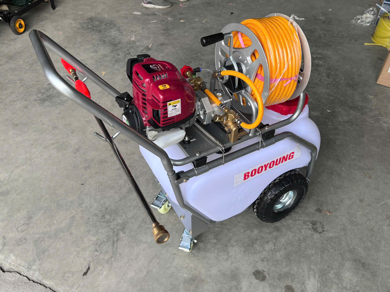 Khắc phục tình trạng máy phun thuốc không ra nước