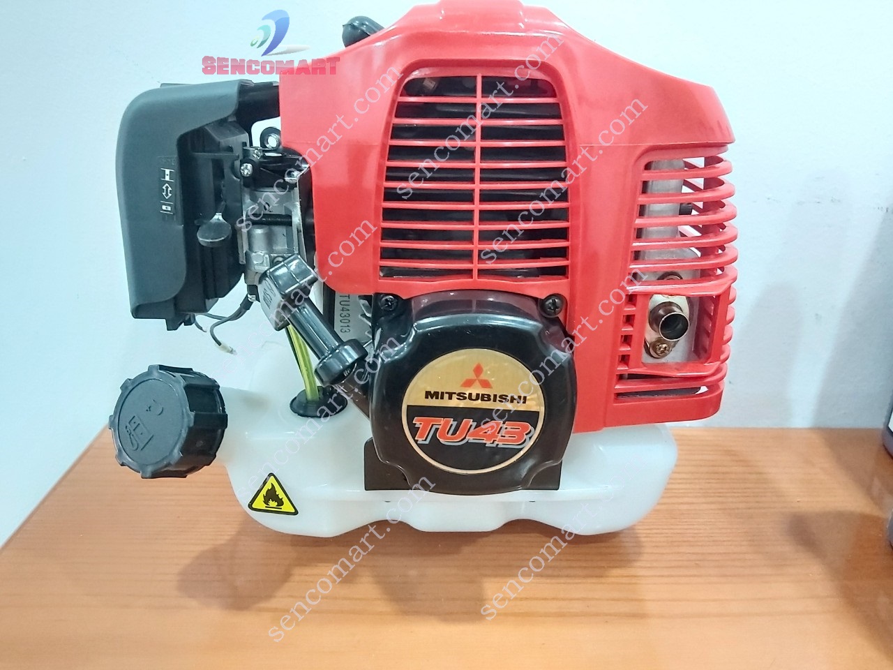 Động cơ lắp máy cắt cỏ Mitsubishi TU43 Nhật Bản