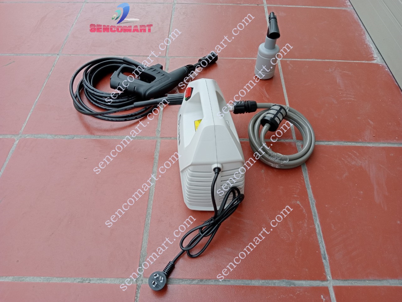 Máy Rửa Xe LUBA-LUTIAN LT212G-1600W Tiêu Chuẩn Châu Âu