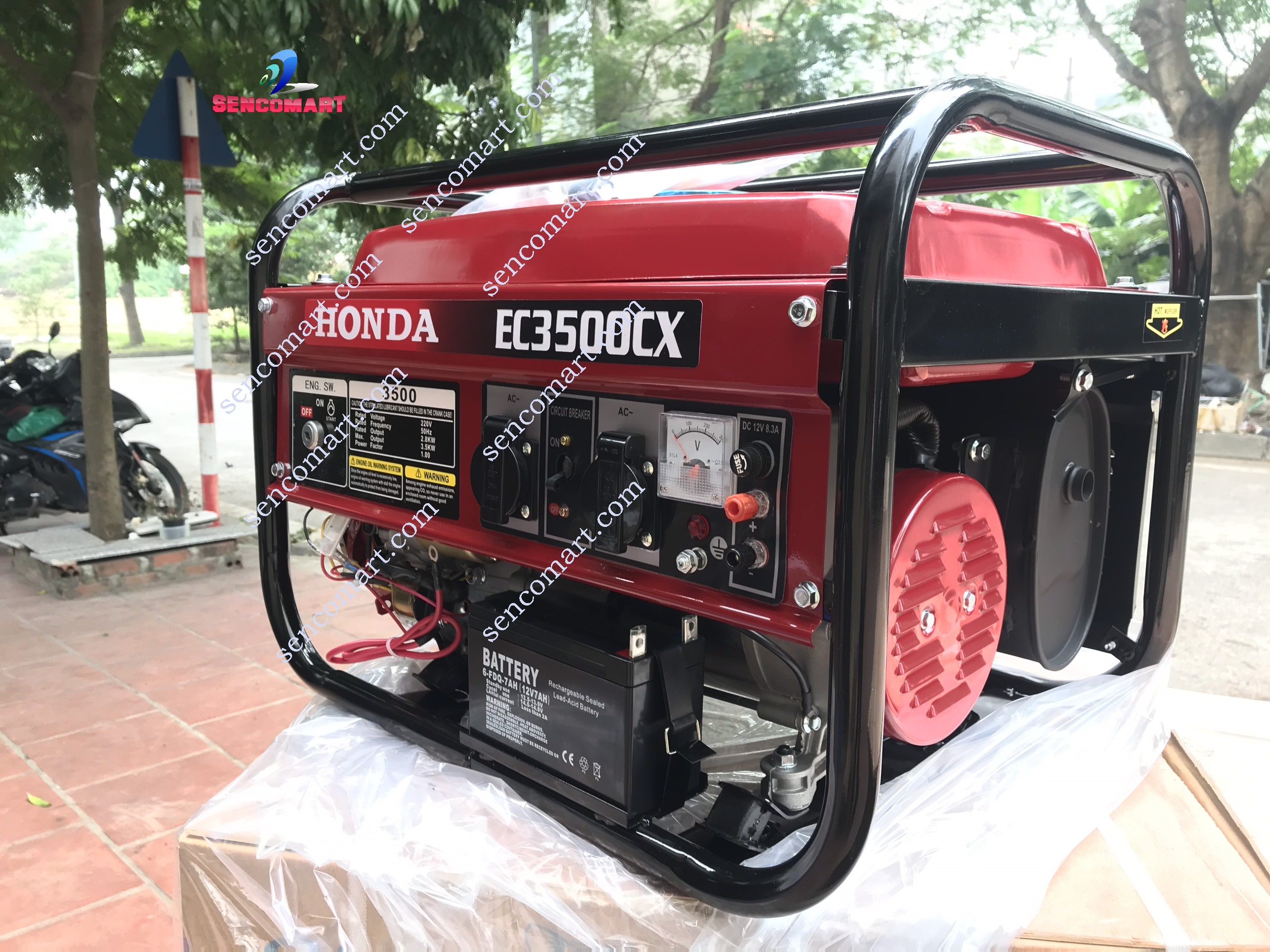 Máy Phát Điện Chạy Xăng Honda EC3500CX giật nổ