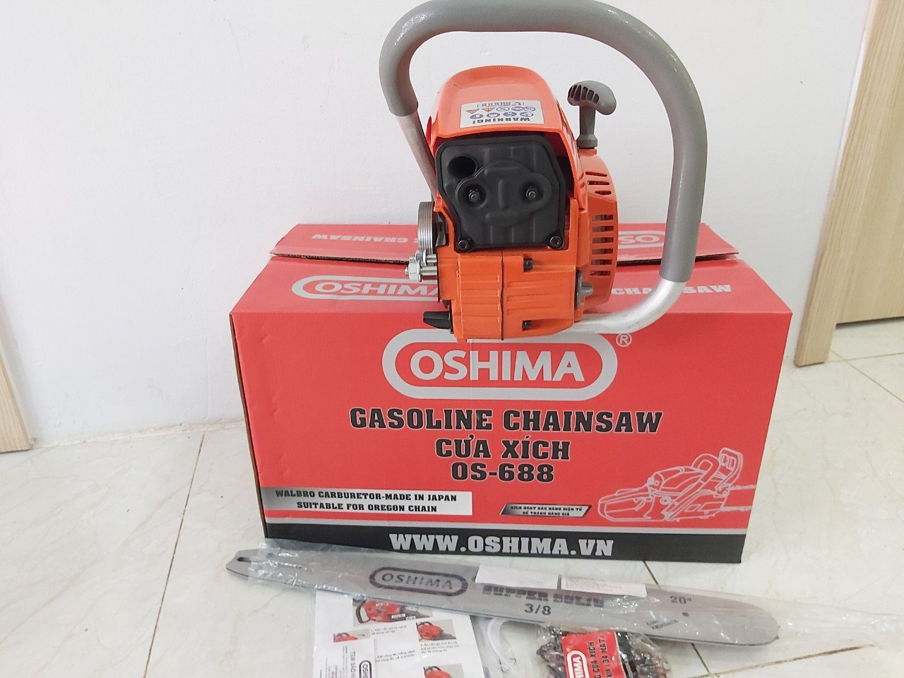 Máy Cưa Xích Oshima 688- Máy cưa gỗ chạy xăng oshima 688