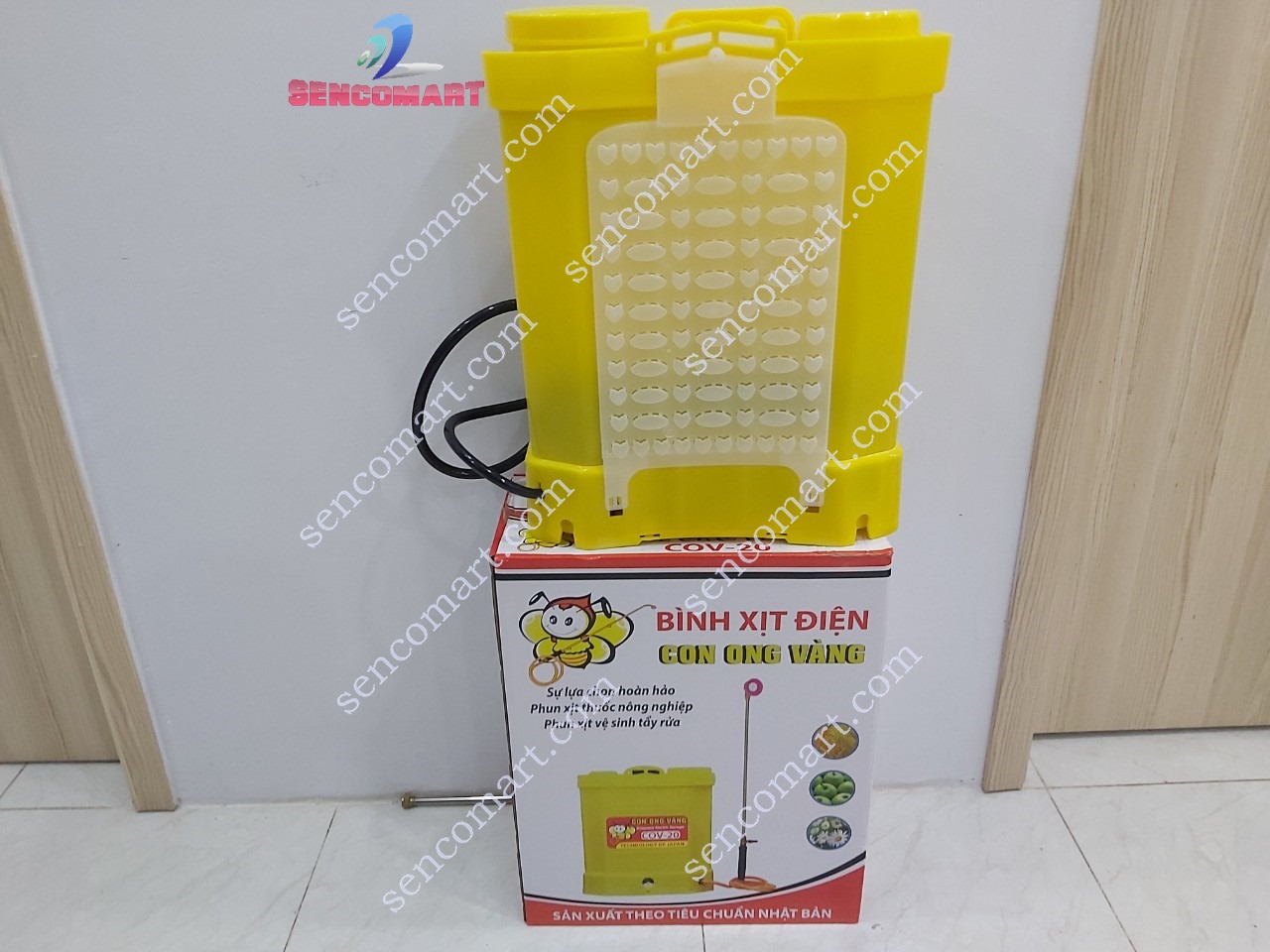 Bình xịt điện Con ong vàng COV-20, Máy phun thuốc khử trùng 20 lít