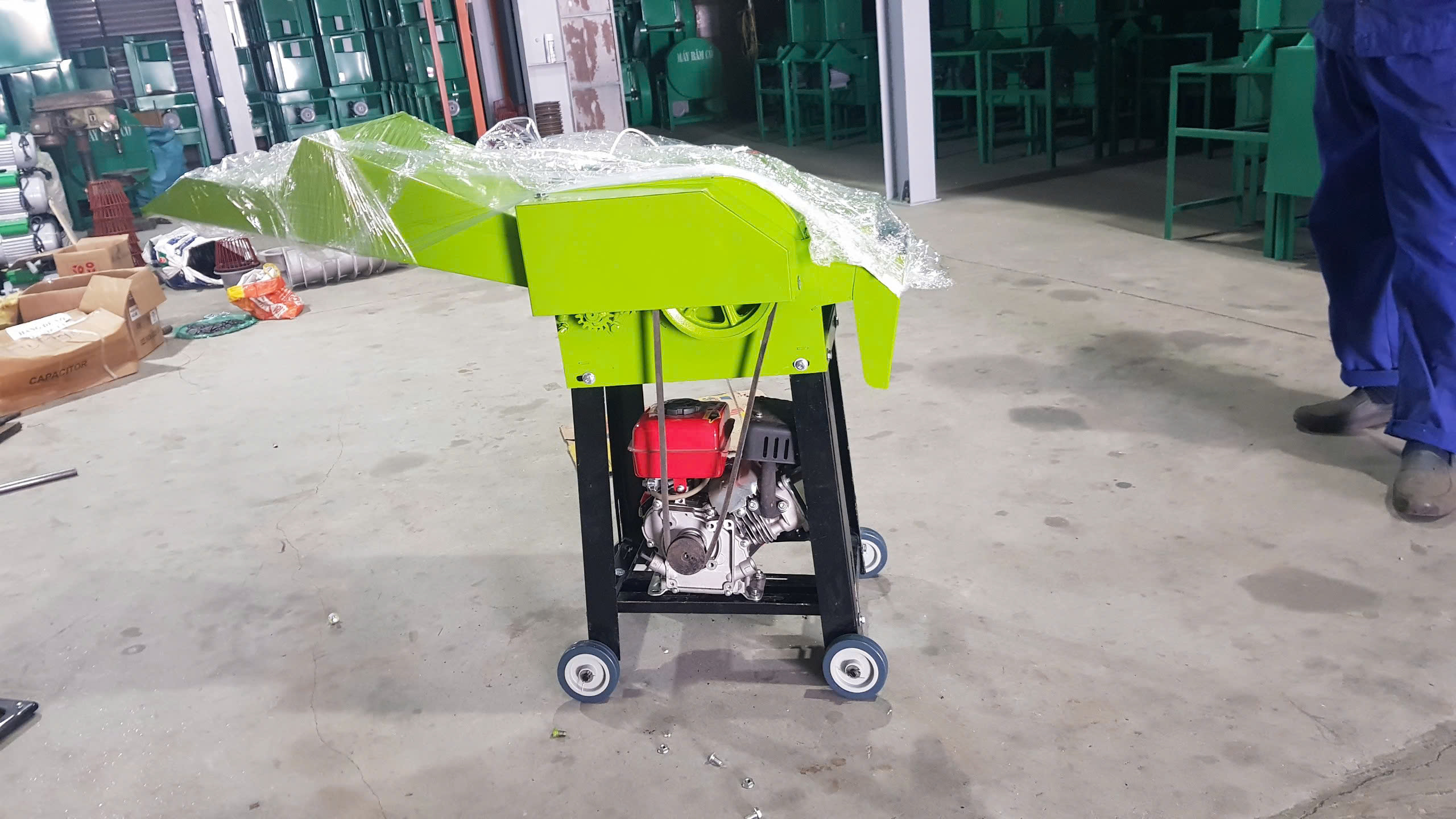 Máy băm rơm, băm lá dâu tằm chạy xăng Yamaha SC-6.5HP