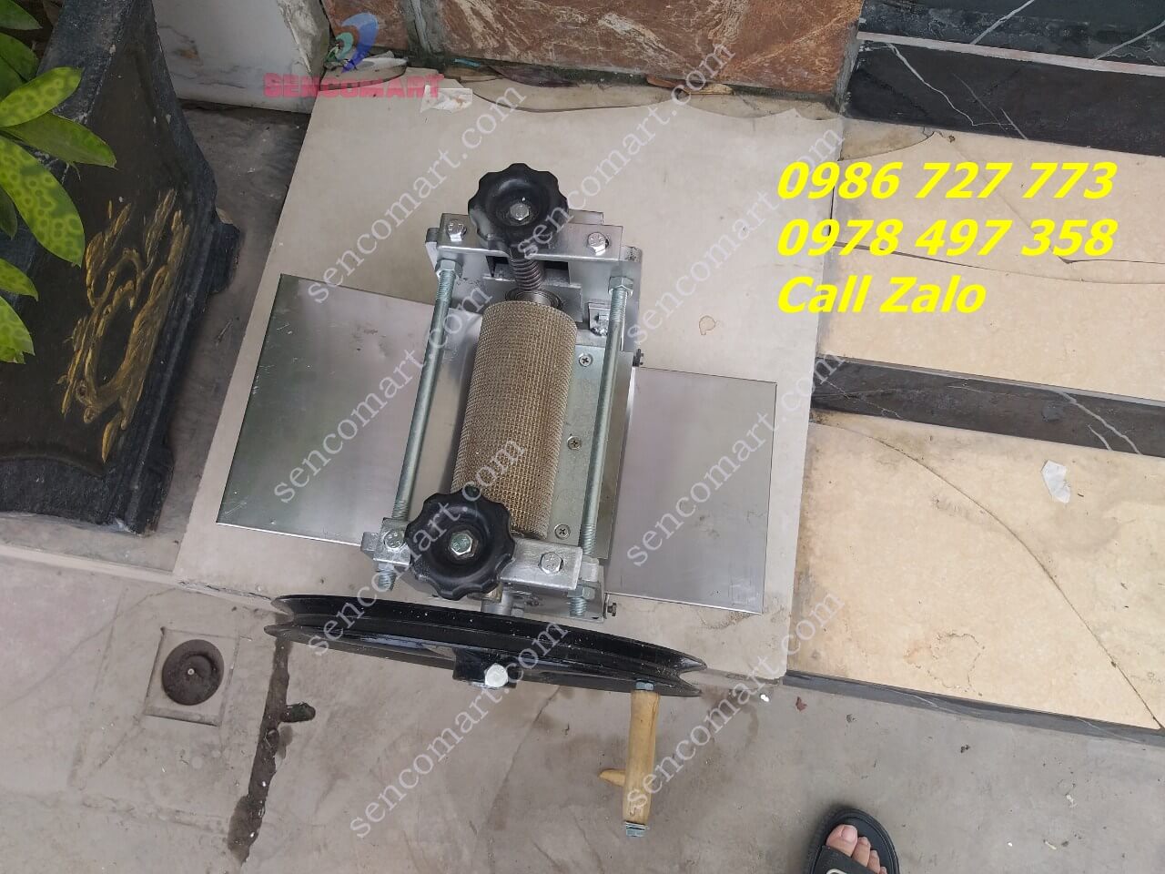 Máy lạng da heo, bì heo quay tay Sencomart