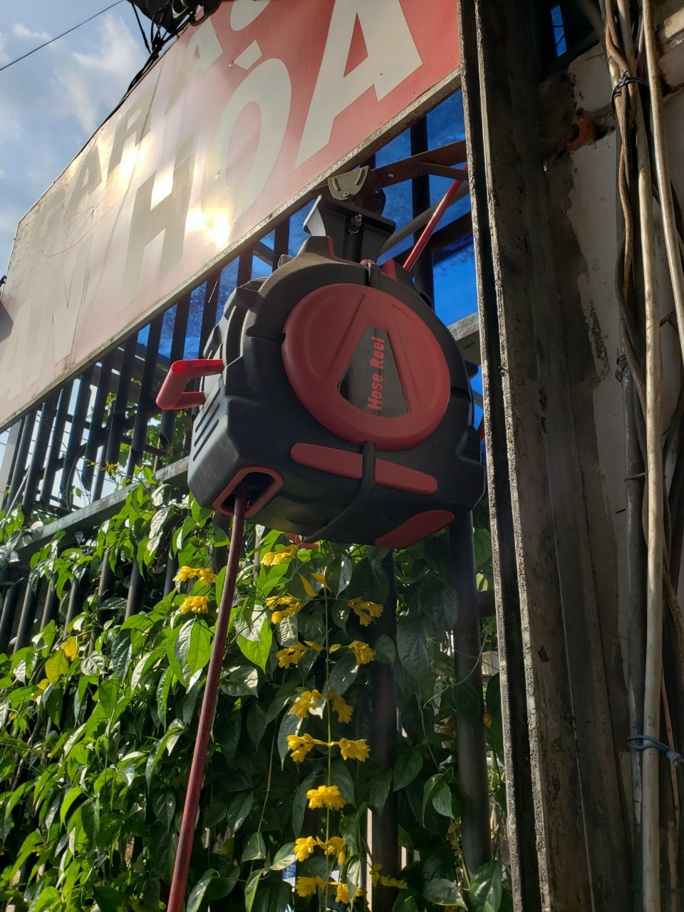 DÂY HƠI TỰ RÚT HOSE REEL 20M