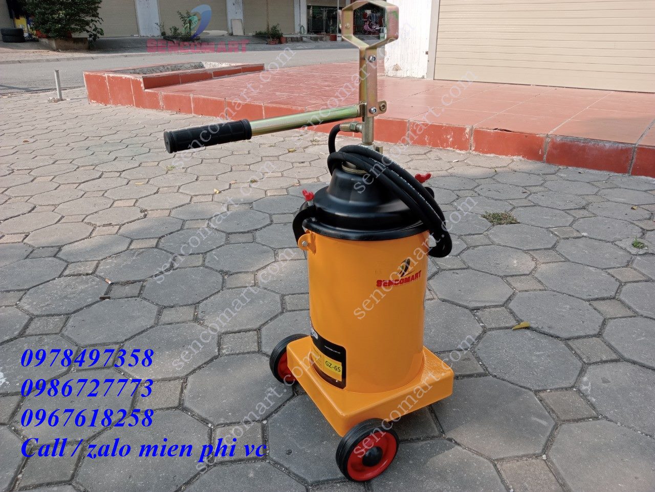 Máy bơm mỡ bằng tay 12L mini Gz 6s